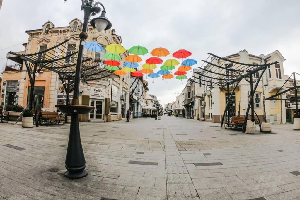 Comfy Home In The Heart Of Burgas Extérieur photo